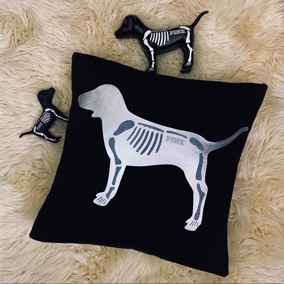 My small collection of VS Pink display dogs - Picture 10 of 13